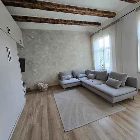 Apartman Adele Place