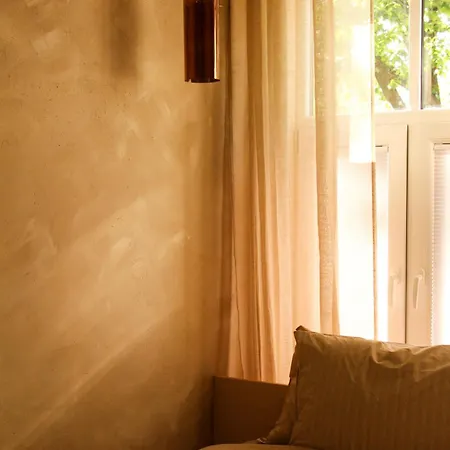 Adele Place דירה