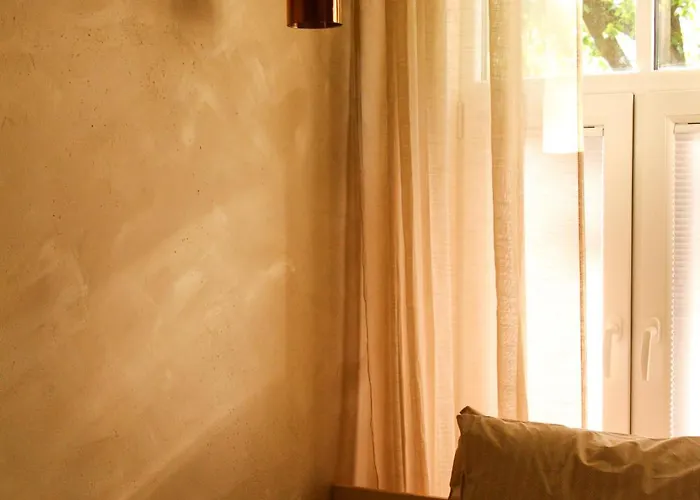 Adele Place Apartment